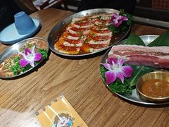 -明洞阿姨·韩式酱蟹烤肉·创意料理(三元桥店)