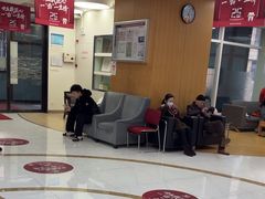 -雅悦齿科(顾村公园店)