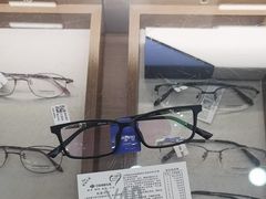 -一代眼镜·蔡司配镜(浦东大拇指广场店)
