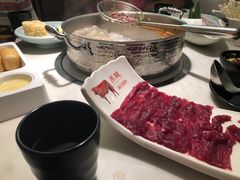 -左庭右院鲜牛肉火锅(浦江欢乐颂店)
