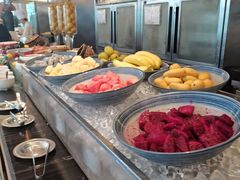 -圣丰索菲特·2 On 988 Café 自助餐厅