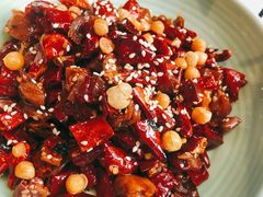 自贡冷吃兔丁-卯火锅(人和协信店)