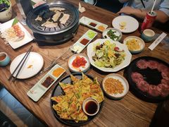 -明洞阿姨·韩式酱蟹烤肉·创意料理(三元桥店)