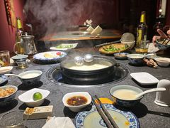 -大匠工房古船木艺术餐厅·猪肚鸡专门店(长白仙岛店)
