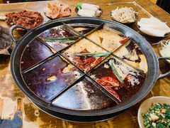 -正南齊北重庆老火锅(光华村直营店)