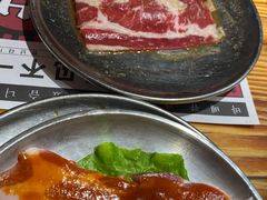 调味牛五花肉-青瓦炭韩潮烤肉(花园道店)