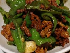 -费大厨辣椒炒肉(高铁吾悦广场店)