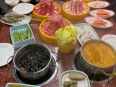 -四囍码头海鲜烧烤自助火锅(外滩南京东路悦荟广场店)
