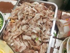 拌核桃肉-赵姐猪耳朵饭店