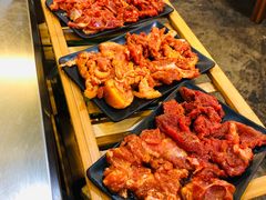 五花肉-阿昌白族石板烧·菌锅(大理古城店)