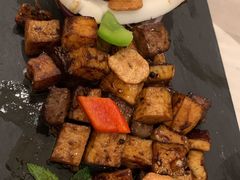 椰果杏鲍菇牛肉粒-闻见中国海南菜(K11店)