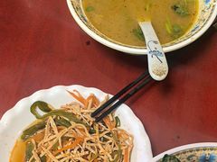 -金杨拉面王小吃面馆·牛三宝面·红烧牛肉粉