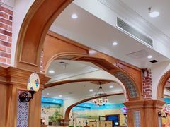 大堂-清真·玛丽亚新疆菜主题餐厅(浙江中路店)