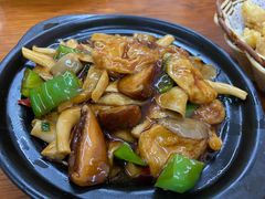 -胡子饮食店