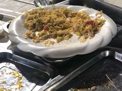 -东北烧烤铁锅炖水库鱼