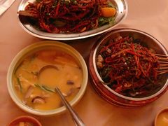 -龙门阵茶屋川菜馆(武康路店)