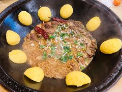 -万里闯关东铁锅炖菜馆(高新旗舰店)