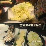 牛运当红，左庭右院