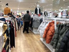 -优衣库(太原龙湖万达广场店)