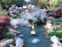 -七彩云南古滇温泉山庄