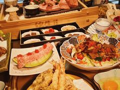 -铭牛烧肉·和牛海鲜自助(高新月牙湖店)