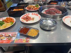 -哈哈碳都·牛肋条无限自助烤肉(台江万达店)
