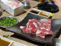 -萌牛肠烧烤店(虹梅路店)