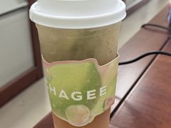 -霸王茶姬(上海静安大悦城店)