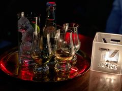 -TZ House音乐现场(来福士中心店)