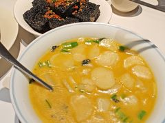 -楚山晓·湖北菜(武汉光谷K11店)