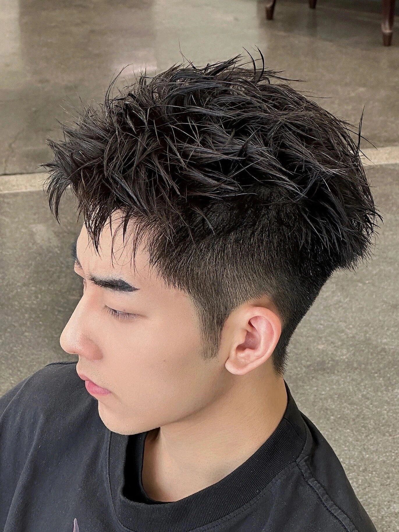 男士短发 钢夹造型烫
