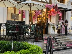 -秘密旅行Bonjour(黑金冠 江南西店)