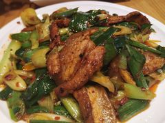 大刀回锅肉-峨嵋小镇·川菜(勒泰中心店)