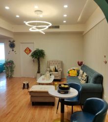 -萱草产后康复催乳中心(江宁万达店)