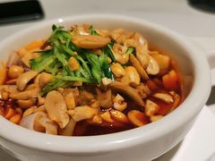 自制爽口小凉皮-曼玉餐厅(大卫城店)
