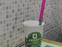 鲜榨椰汁马蹄红豆冰-玉椰林甜品店(创始店)