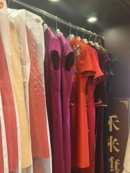 -禾米旗袍妈妈装礼服定制(嘉业国贸店)