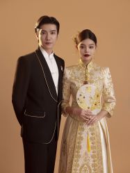 -至臻微拉婚纱摄影