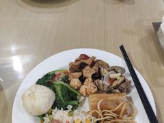 -半岛星际酒店(义乌国际商贸城店)