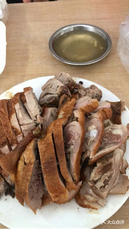 羊角旧营亚杰粥粉店炸鸭图片