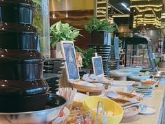 -大中华希尔顿酒店-念自助餐·嗨啤·小龙虾