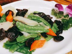 -海尔巴格新疆餐厅(东来兴店)