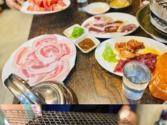 -韩风烤牛肉冷面店