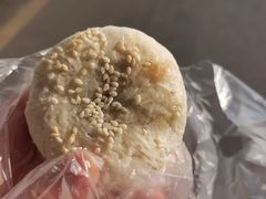蟹壳黄-朱鸿兴面馆(镇湖店)