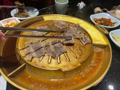 -猪啊牛呀羊啊铜盘烤肉(正大广场店)