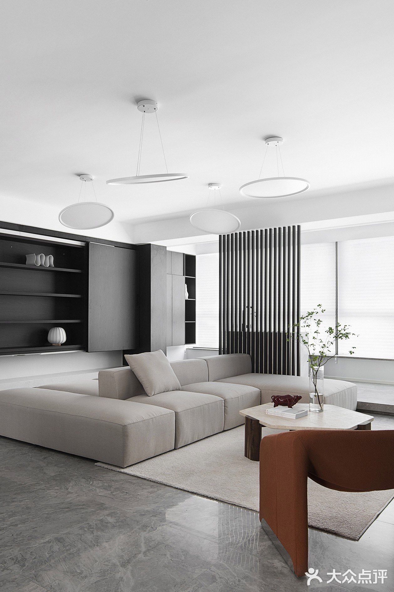 现代简约风经典灰白点亮生活格调