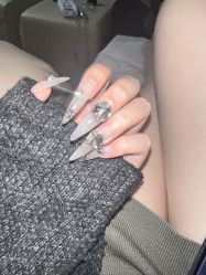 -By.2一站式美甲美睫