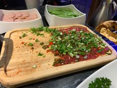 -热火朝天鲜切牛肉火锅(南强街巷店)