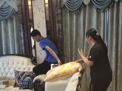 -沪华海鲜大酒楼(南汇店)