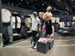 -NIKE品牌体验店(金源新燕莎店)